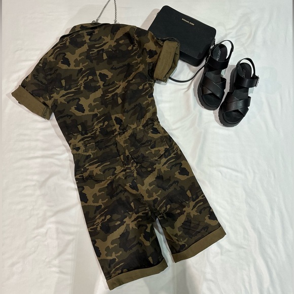 Camouflage romper - Picture 2 of 4